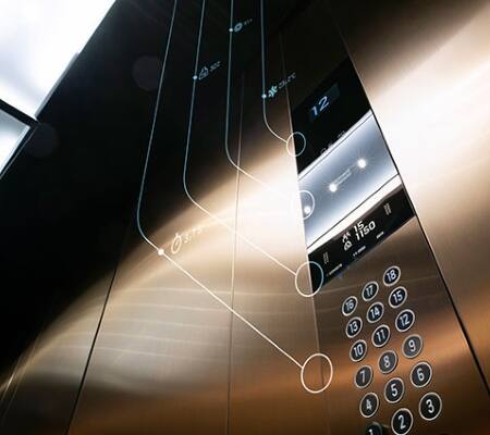 Управление на потока от хора и потребителския опит с KONE DX